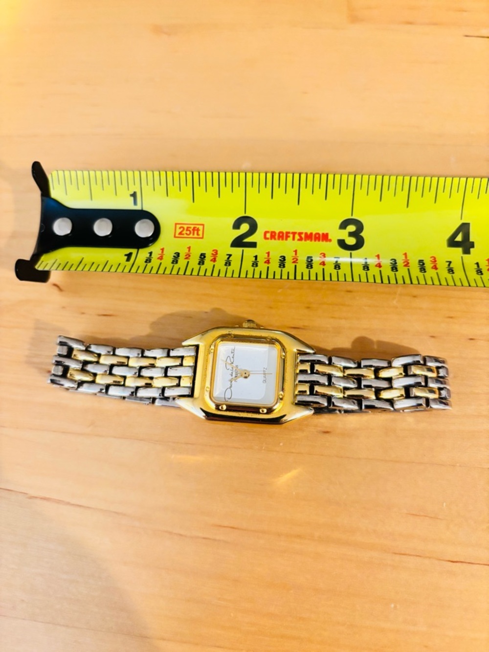 Oscar de la Renta Quartz Watch